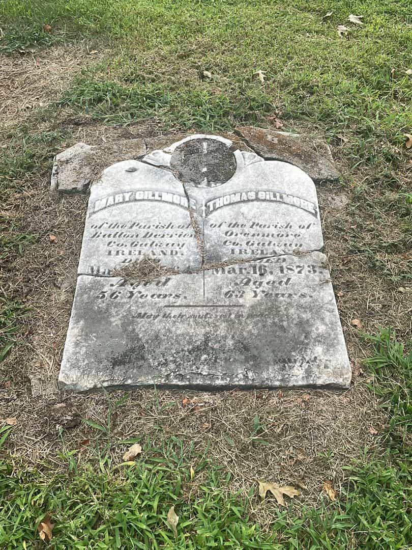 Thomas Gillmore's grave. Photo 1