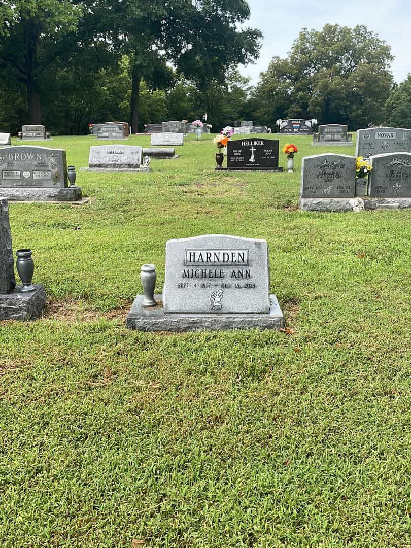 Michele Ann Harnden's grave. Photo 2