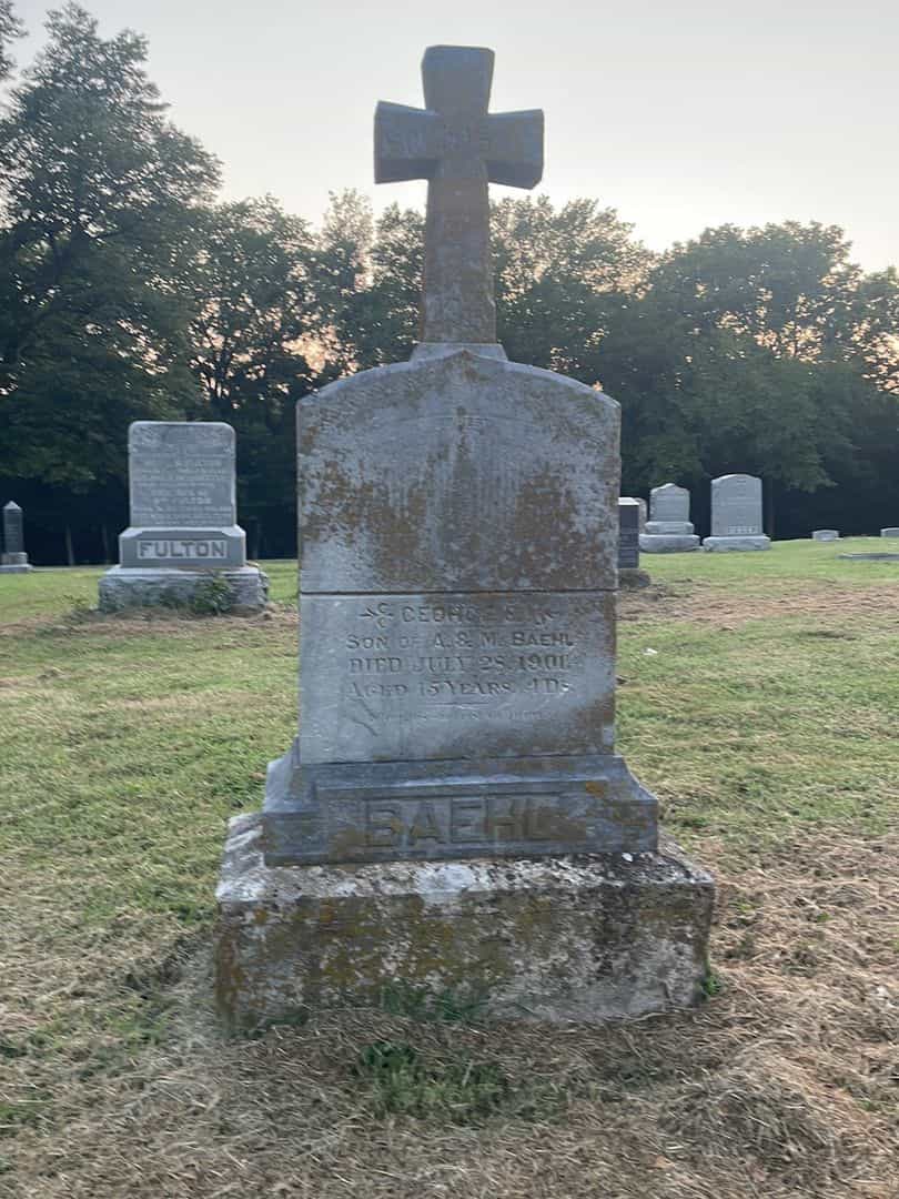 George E. Baehl's grave. Photo 1