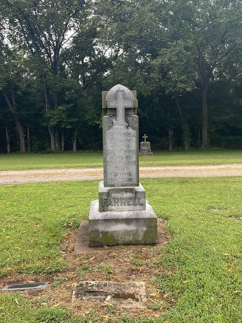 John Farrell's grave. Photo 2