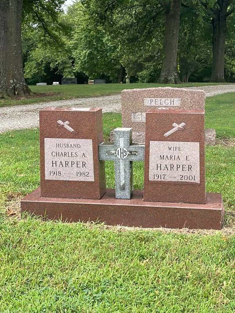 Maria Elizabeth Harper's grave. Photo 3