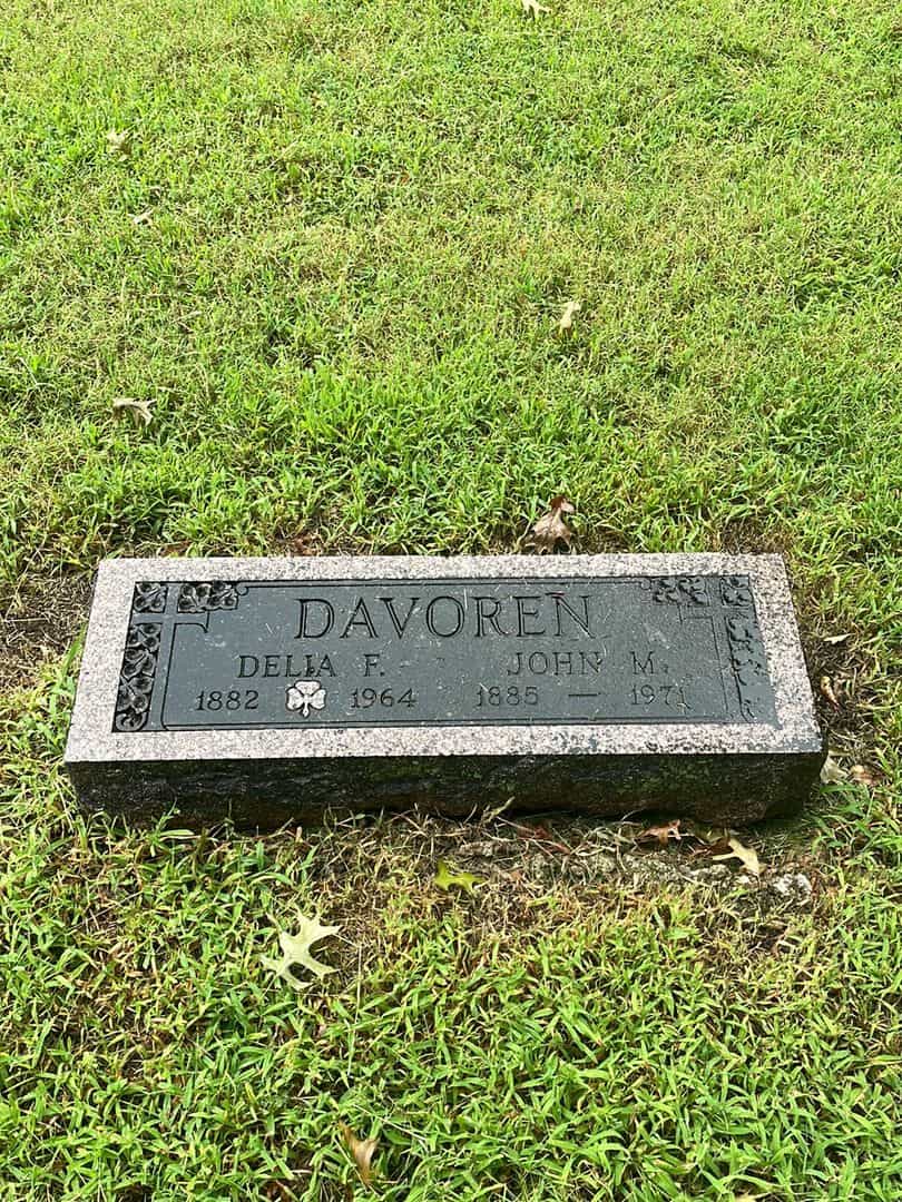 John Mortimer Davoren's grave. Photo 1