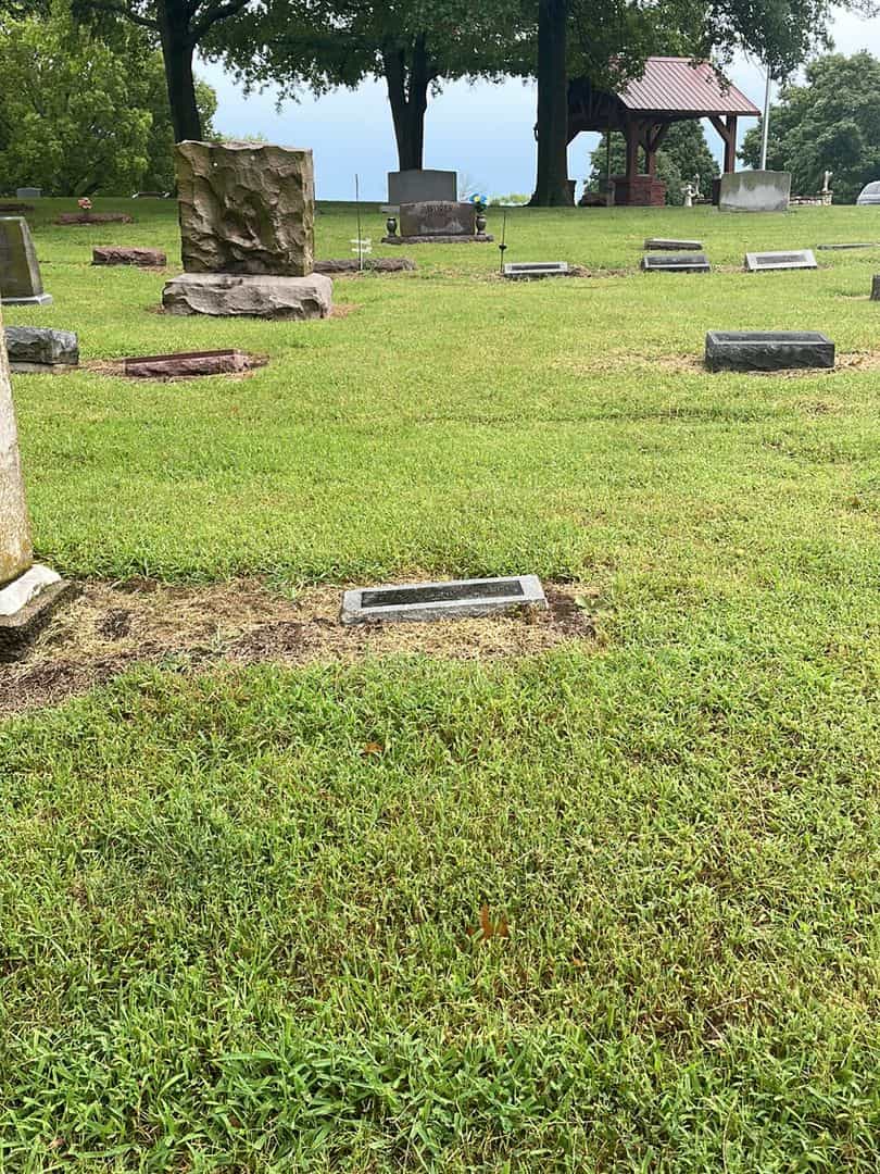 Julia Marie Timberlake Scherf's grave. Photo 2