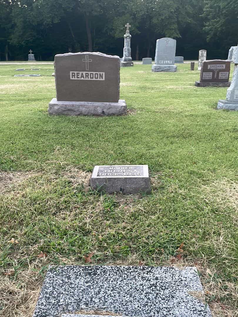 Theresa Reardon's grave. Photo 2