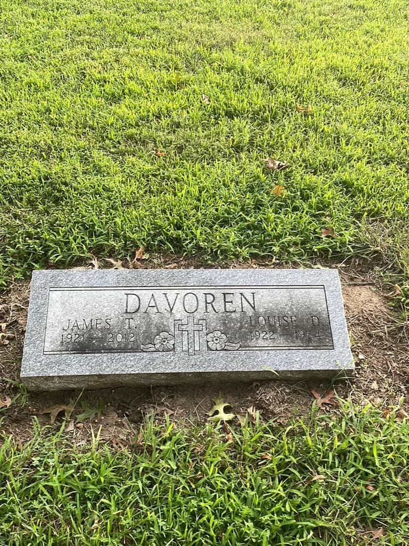James Thomas Davoren's grave. Photo 1
