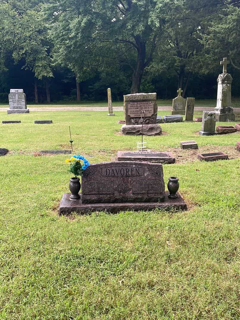 James Francis Davoren Junior's grave. Photo 2