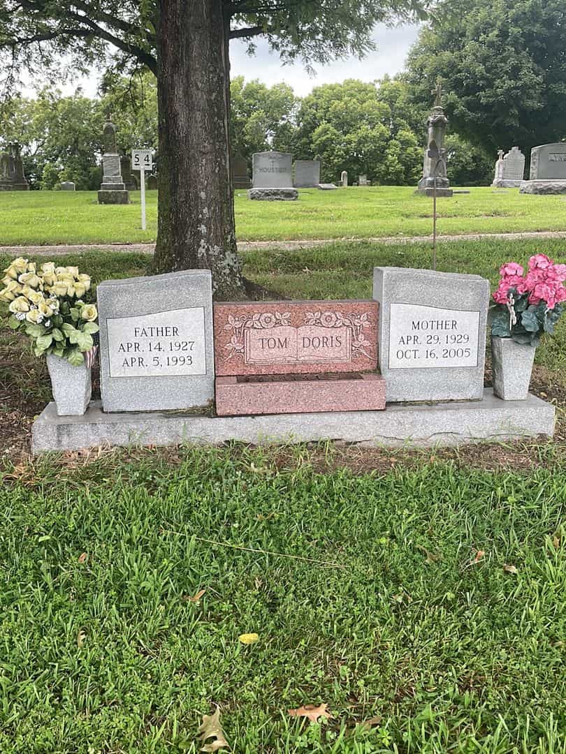 Doris Marie Innis's grave. Photo 1