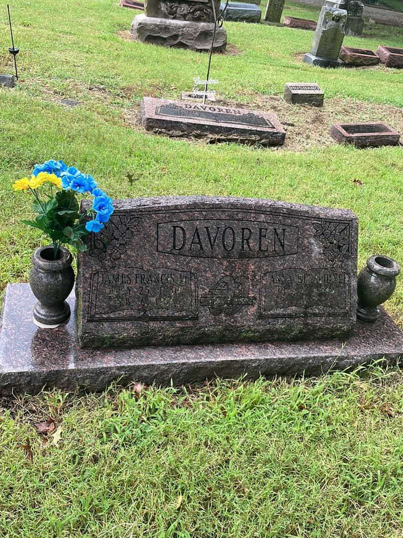 James Francis Davoren Junior's grave. Photo 1