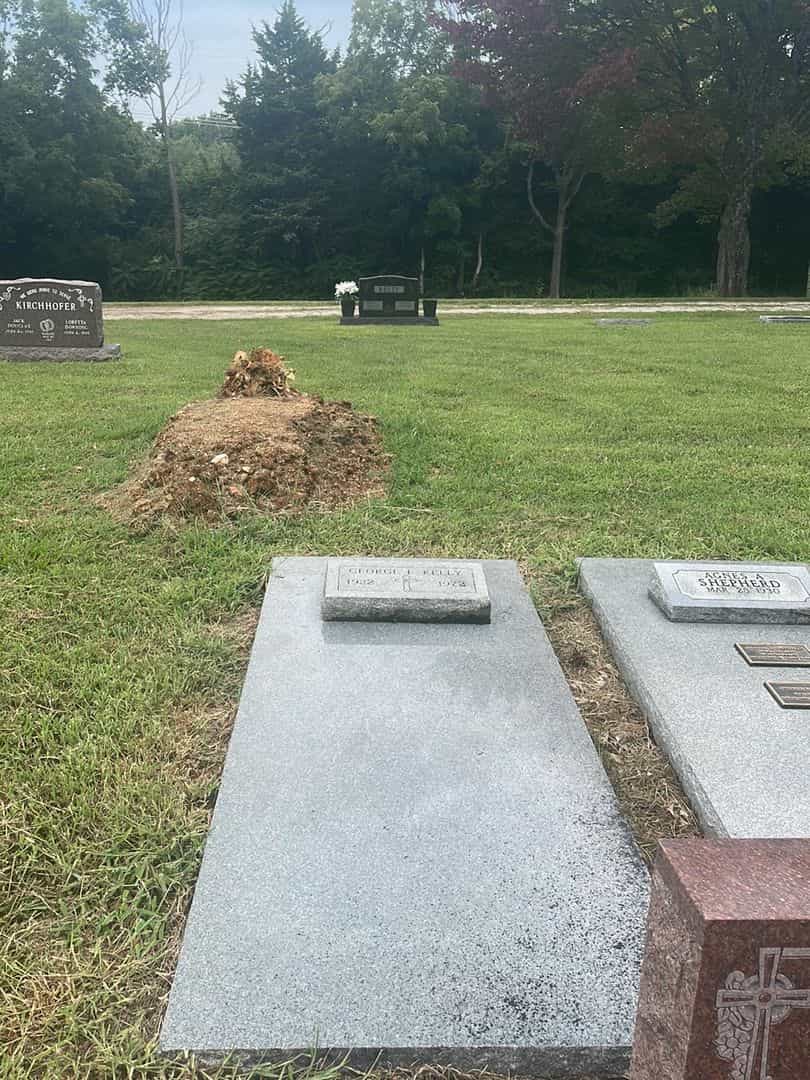 George Edward Kelly's grave. Photo 2