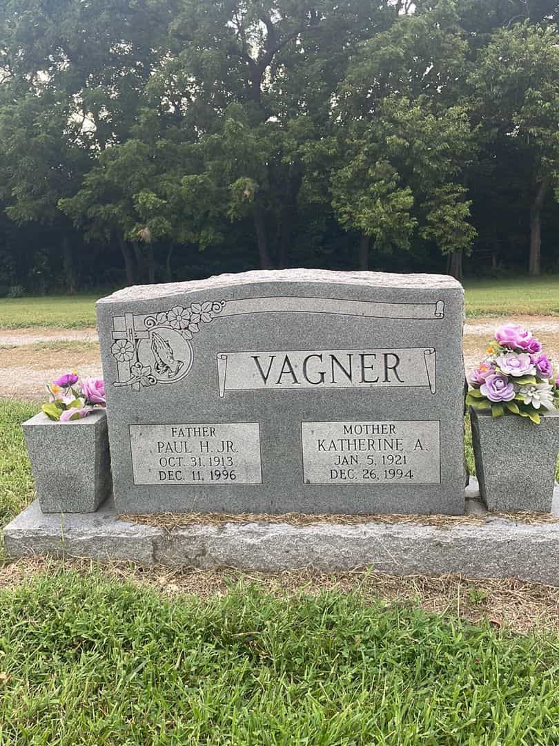 Paul H. Vagner Junior's grave. Photo 1