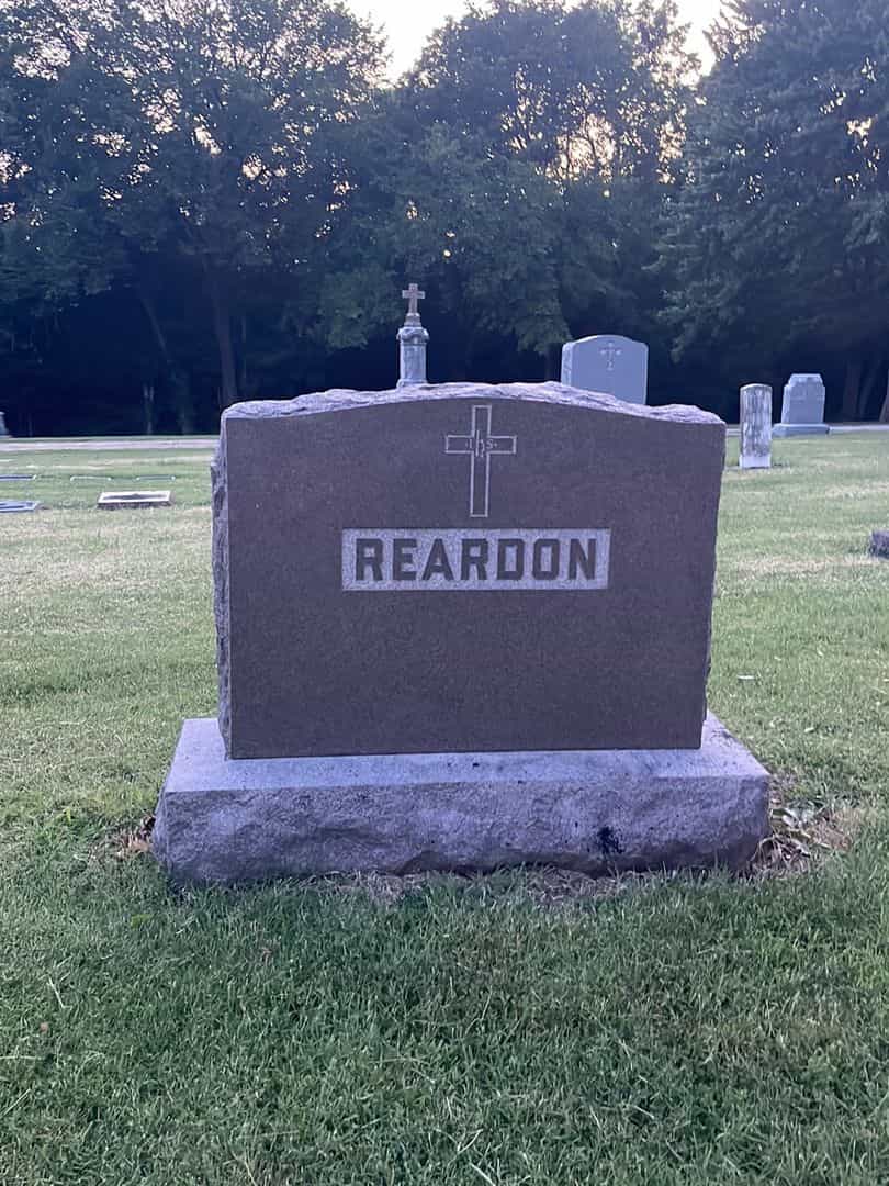 George Reardon's grave. Photo 1