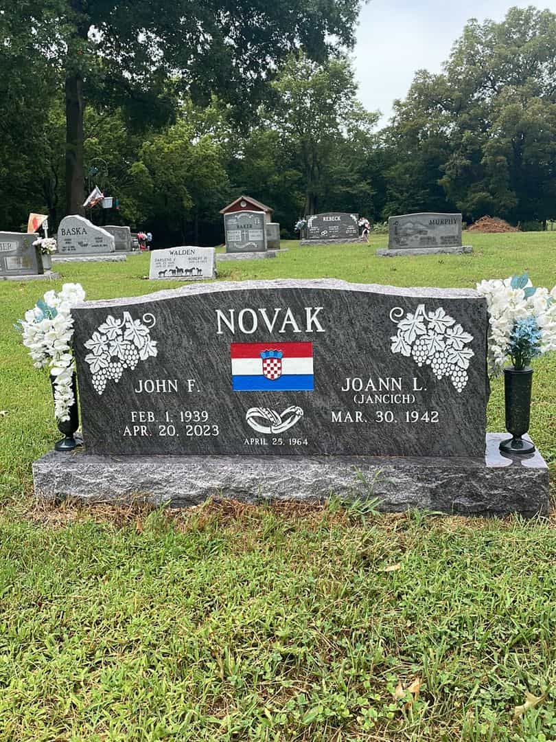 John F. Novak's grave. Photo 1