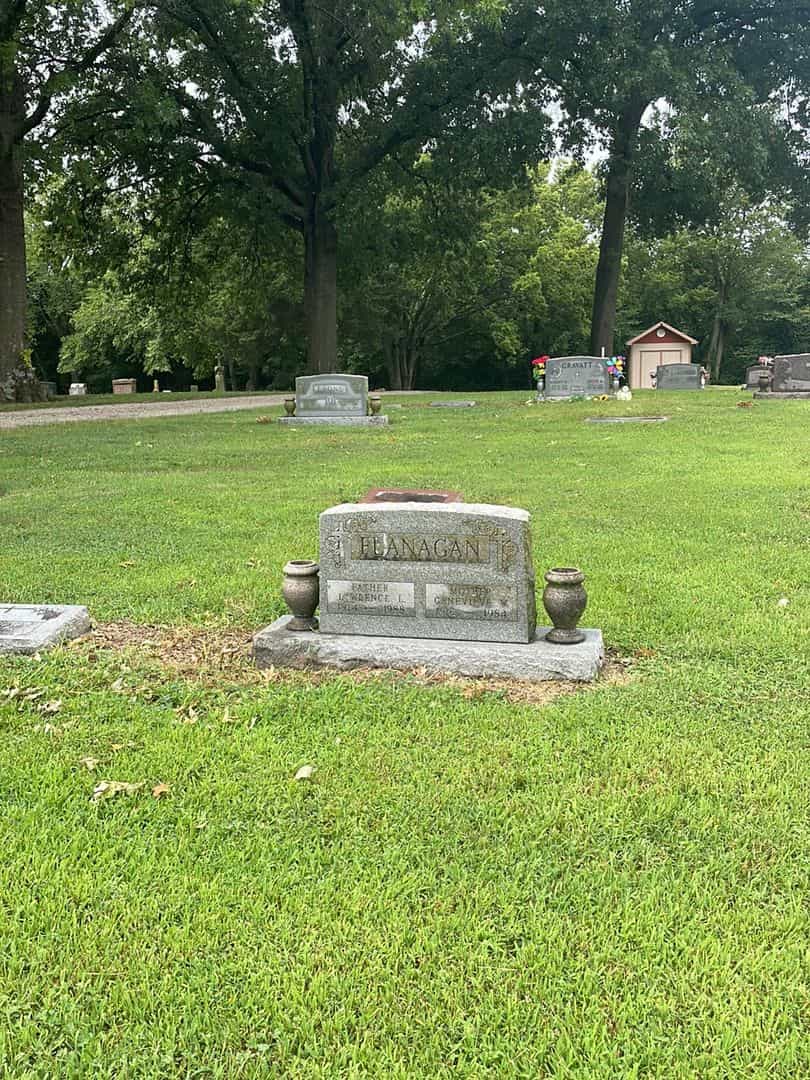 Lawrence L. Flanagan's grave. Photo 2
