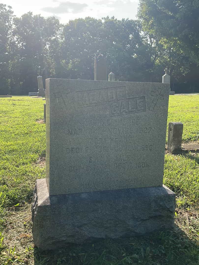 Elva M. Gale's grave. Photo 1