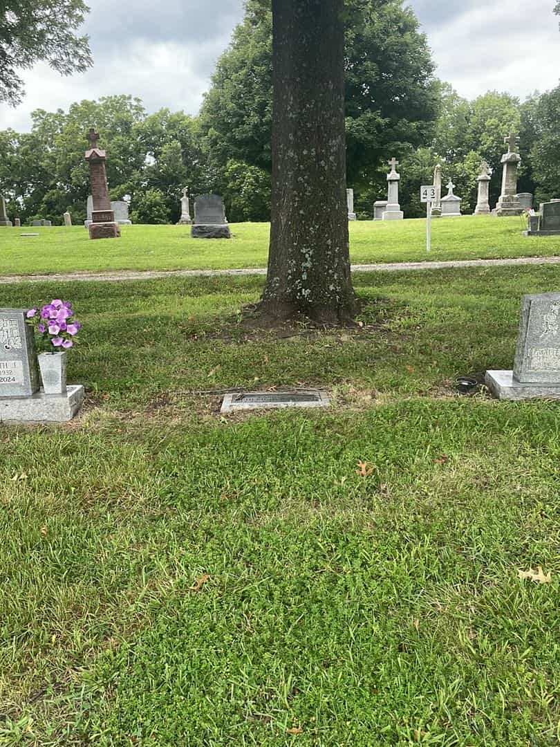 Carole J. Schleicher Mucke's grave. Photo 2