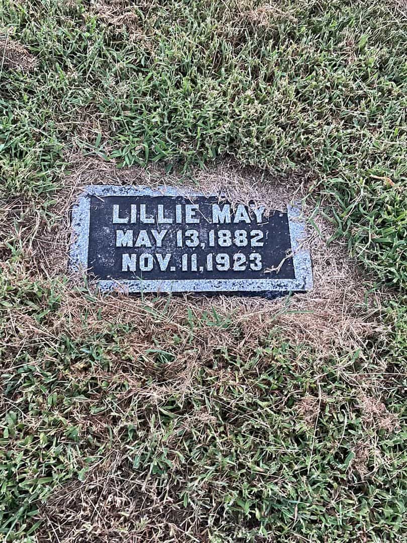 Lillie May Eibes's grave. Photo 3